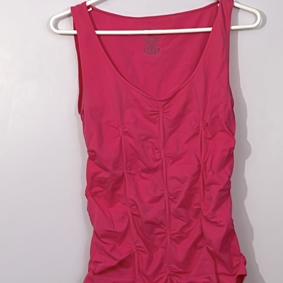 Luca Milano Woman’s Hot pink Puckered Soft Shirt Size Med Nylon Spandex - Picture 1 of 6